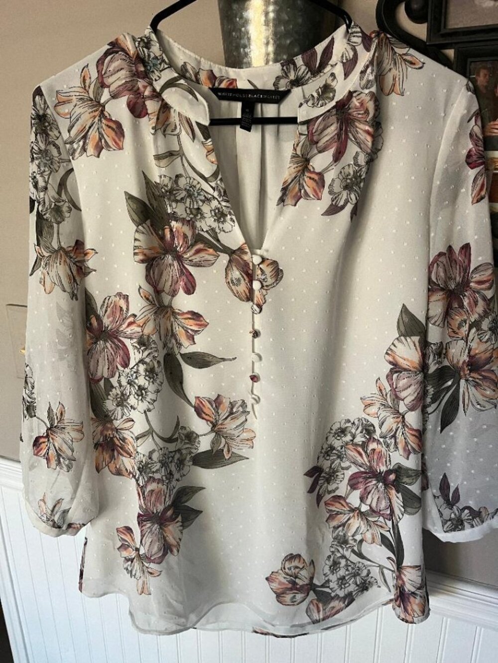 White House Black Market Women's Floral 3/4 Sleeves Blouse Size 6